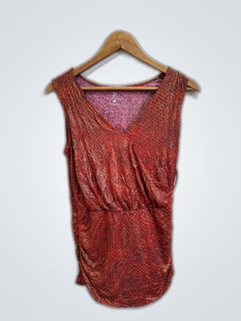 Red Sleeveless Top