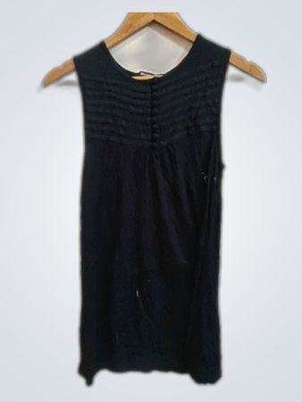 Black Sleeveless Top