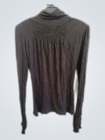 Black Long-Sleeve Turtleneck Shirt