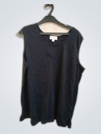 Black Sleeveless Top
