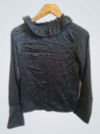 Black Long-Sleeve Top