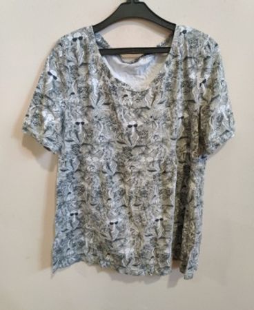 Blouse with Floral Pattern
