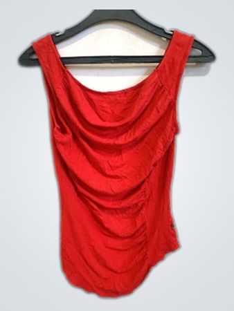 Red Sleeveless Top