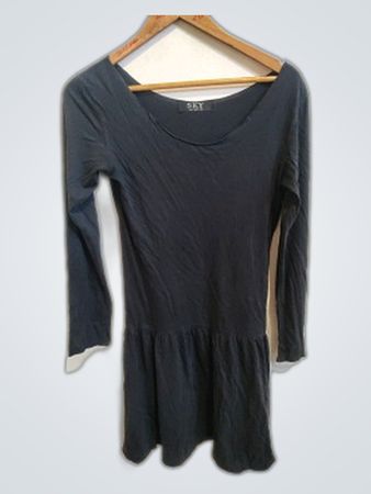 SKY REPUBLIC Long Sleeve Top