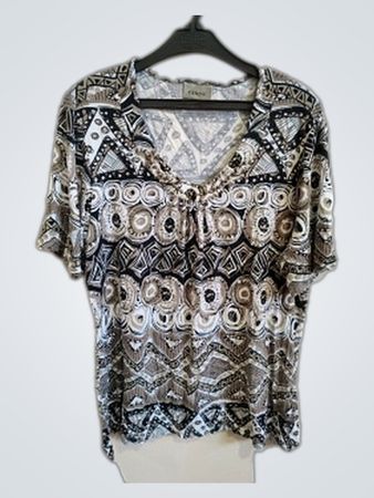 Canda Women's Black and White Printed Blouse
