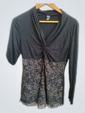 Abercrombie Long-Sleeve Twist Top
