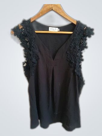 Molly Bracken Black Top