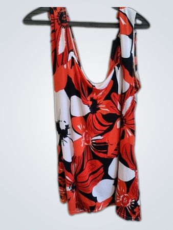 Floral Print Sleeveless Top