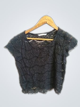 Camateu Black Lace Top