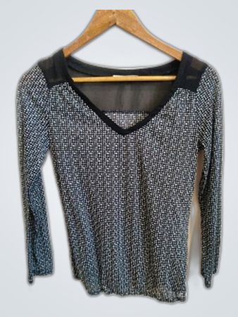 CAMATEU Black and White Long Sleeve Top