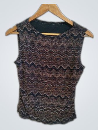 Unbranded Black Metallic Zigzag Sleeveless Top