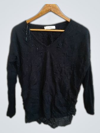Black Long-Sleeve Top