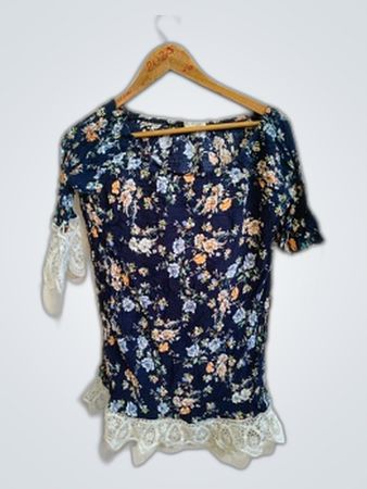 La Mota Kay Floral Blouse with Lace Trim