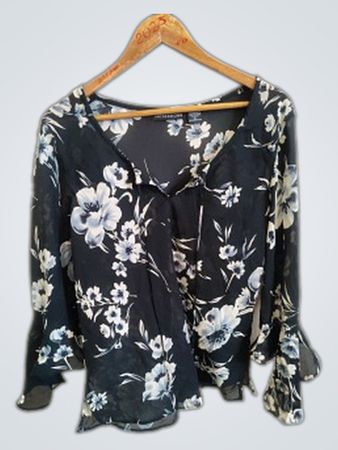IMPRESSIONS Floral Blouse