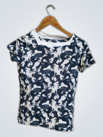 Dragon Print Crewneck T-Shirt Size 8/10