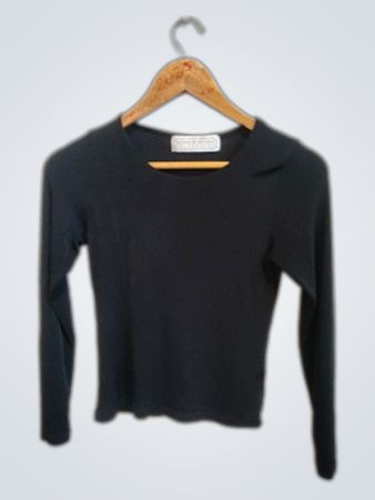 Black Long-Sleeve Top