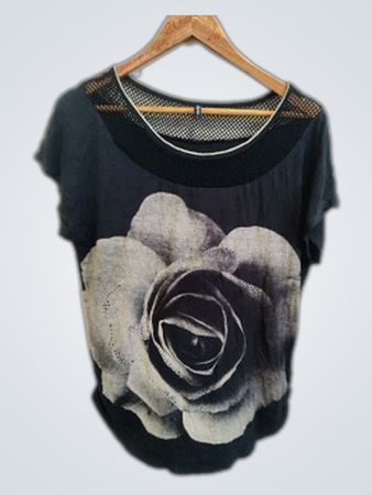 Black Rose Graphic T-Shirt