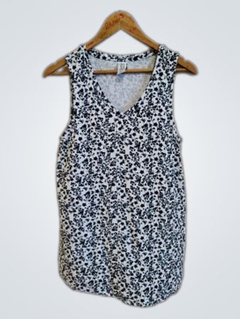 Gina Selection Floral Sleeveless Top