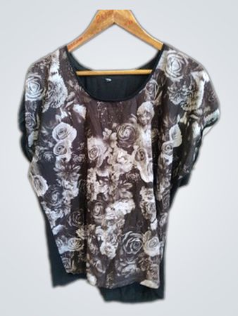 Blouse with Floral Pattern