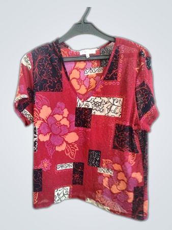 Aquararelle Floral Printed V-Neck Blouse