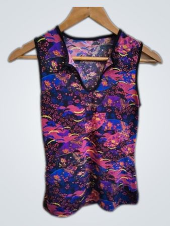 Women's colorful sleeveless top