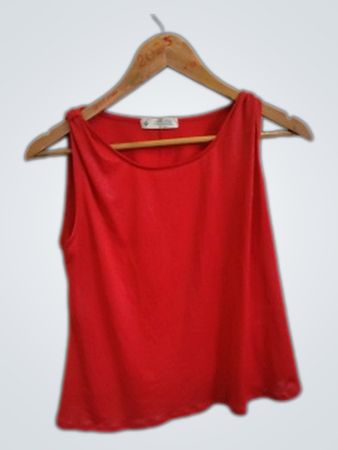 Gap Red Sleeveless Top