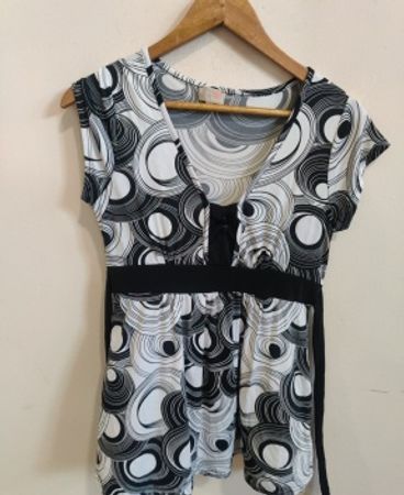 Black and White Circle Pattern Dress