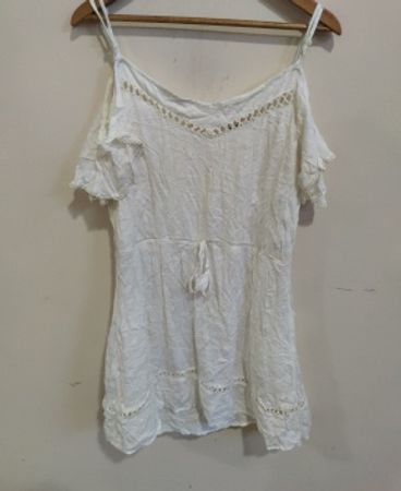 Jennyfer Off-Shoulder Lace Top
