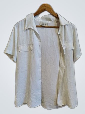 Un Deux Trois White Short Sleeve Button-Down Shirt