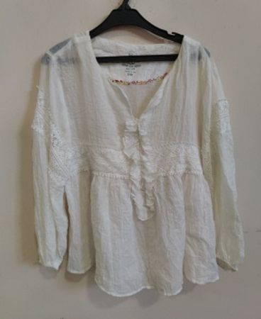 White Long-Sleeve Blouse