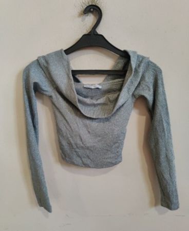Bershka Grey Off-Shoulder Long-Sleeve Crop Top