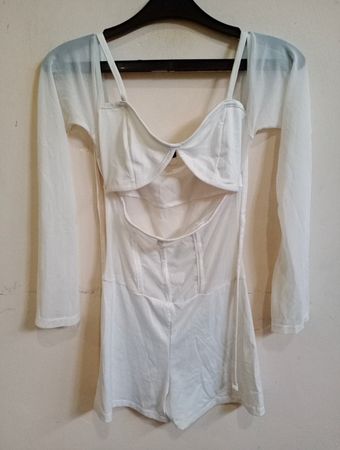 Weiße transparente Ärmel Bodysuit