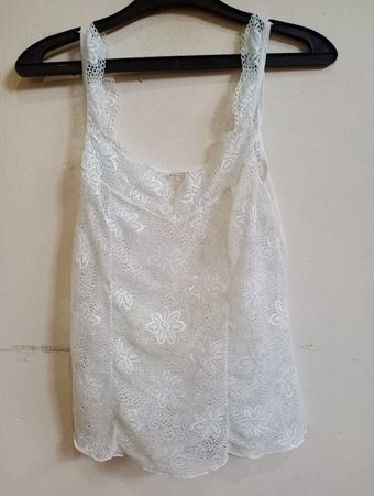 Weißes Spitzen-Camisole