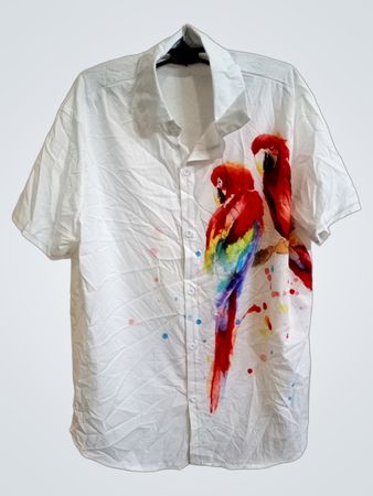 Weißes Kurzarmhemd mit Papageienmotiv