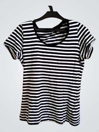 BASIC FÜR DEN ALLTAG VON JANINA Gestreiftes T-Shirt