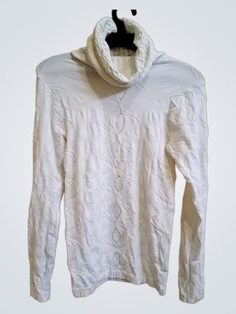 Weißer Rollkragenpullover