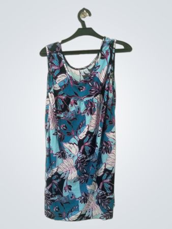 Ärmelloses Kleid mit Blumenmuster