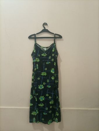 Manie d'Estate Schwarzes Blumenkleid