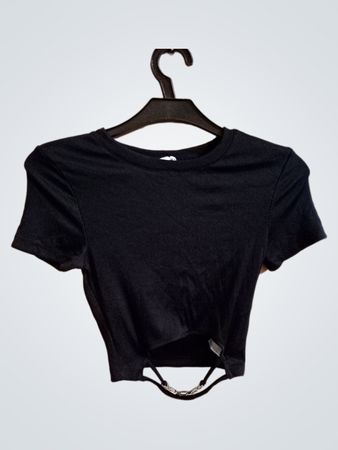 FB Schwester Schwarzes Ripp-Top mit Kettendetails
