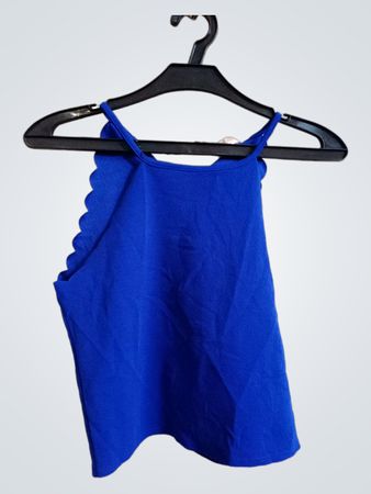 Blaue gewellte Tanktop
