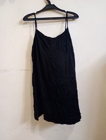Schwarzes Slipkleid