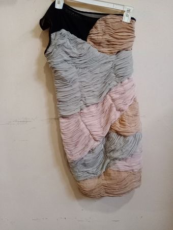 Rüschenshirt mit Farbblock