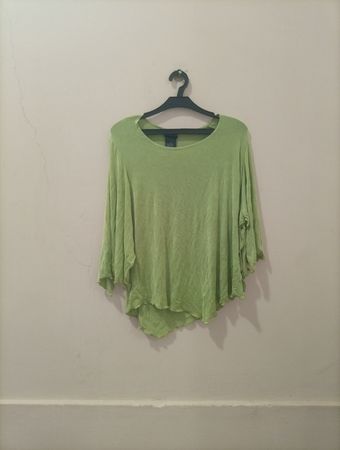 Eitknit Damen grünes asymmetrisches Top Größe M