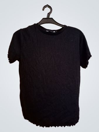 157 schwarzes geripptes T-Shirt