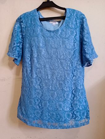 VILONA Blue Lace Top