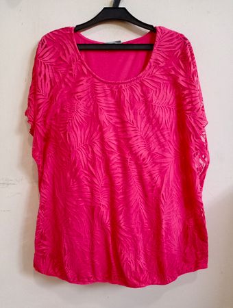 CANDA PREMIUM Pink Leaf Pattern Top