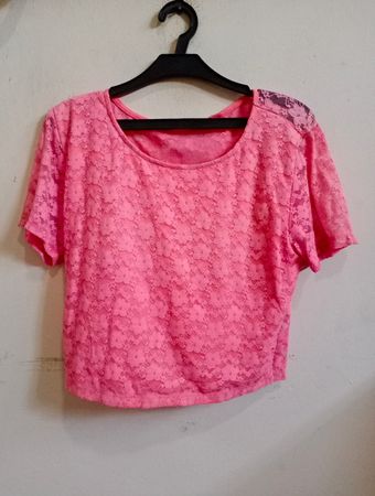 Rosa Spitzen-Crop-Top