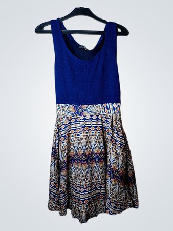 Hallo Lovey London Blau und Muster Kleid