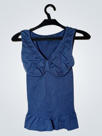Blaues Rüschentop