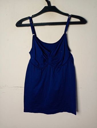 Blaues Cami-Top